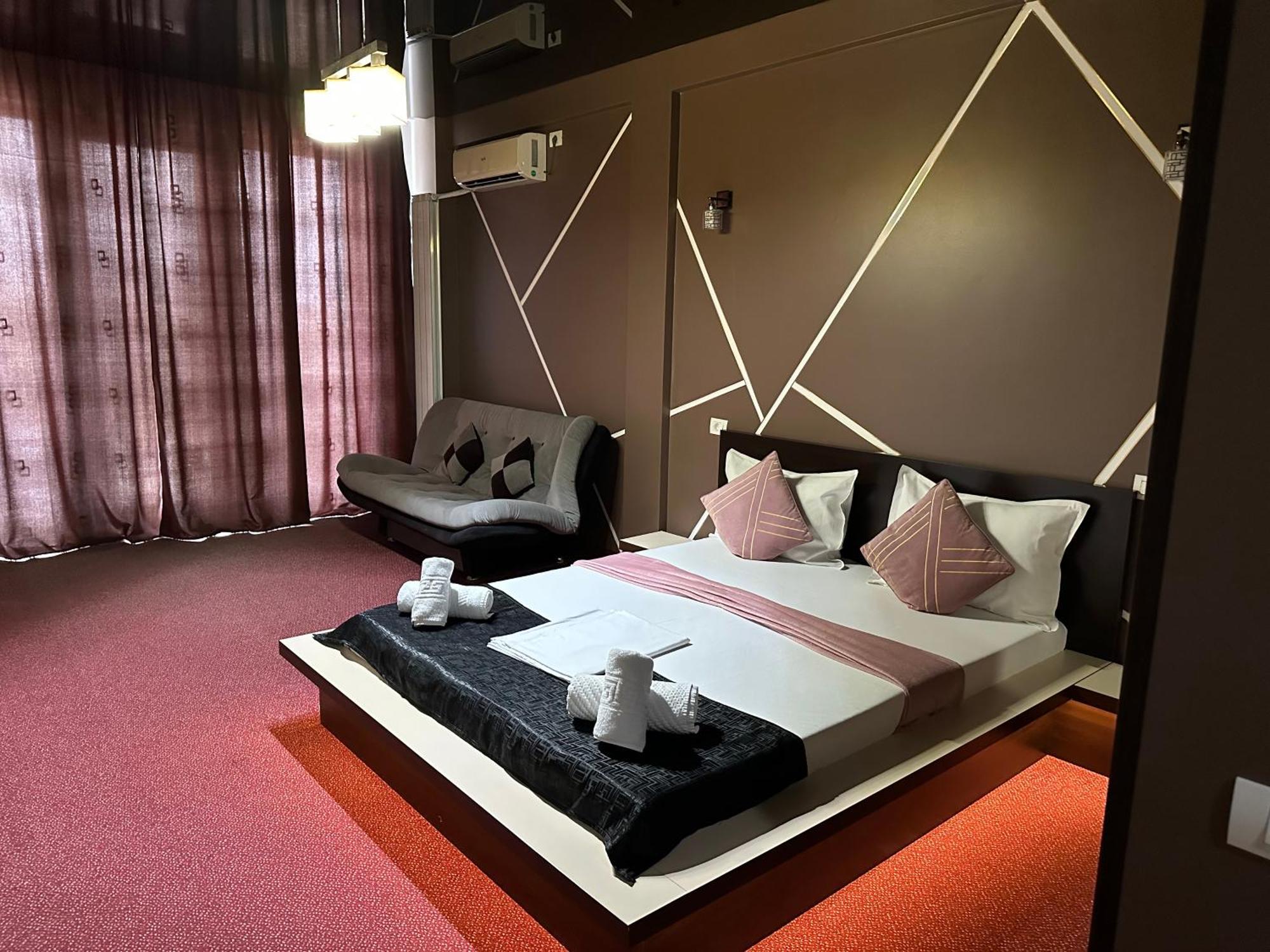 Hotel Sweet 那沃达利 外观 照片