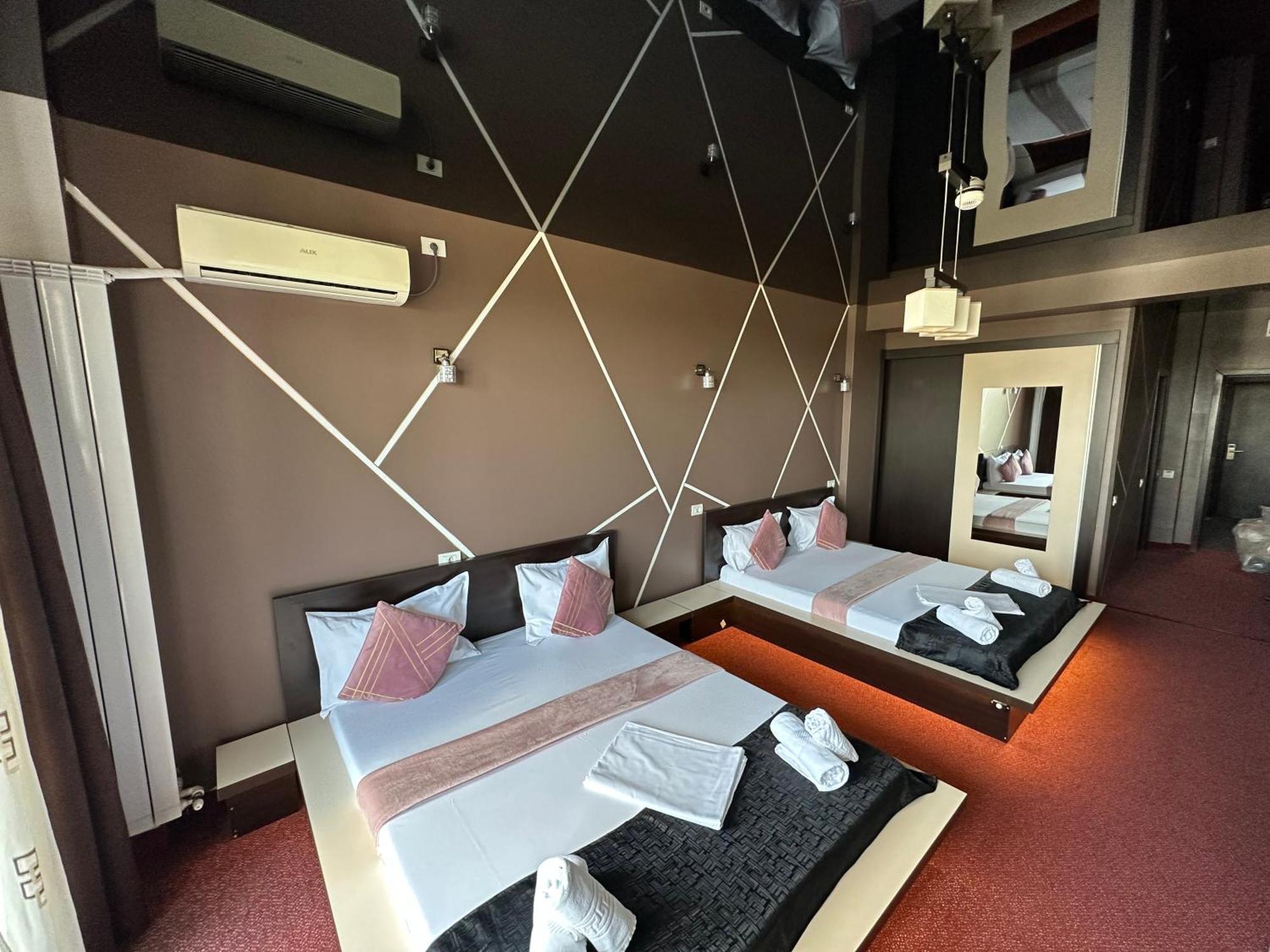 Hotel Sweet 那沃达利 外观 照片
