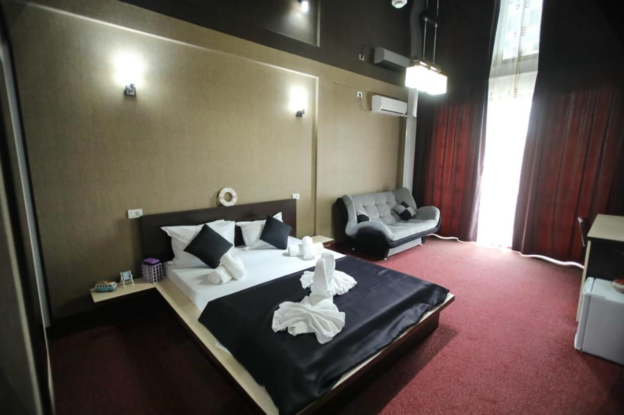Hotel Sweet 那沃达利 外观 照片
